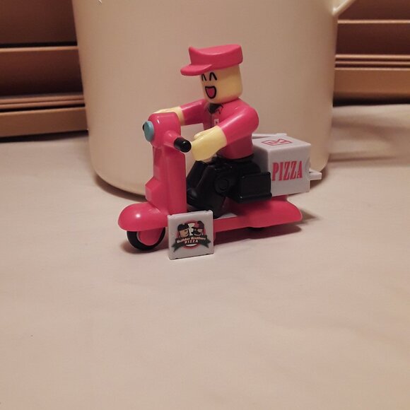 Roblox Toys and Mystery boxes - Picture 5 of 15